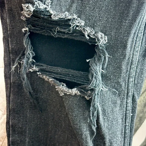 Abercrombie & Fitch “The Ankle Straight Ultra High Rise” Black Jeans EUC - Picture 3 of 7